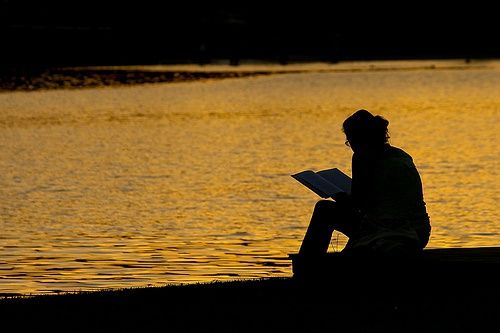 ˶ʿ����д����һ��ṹ